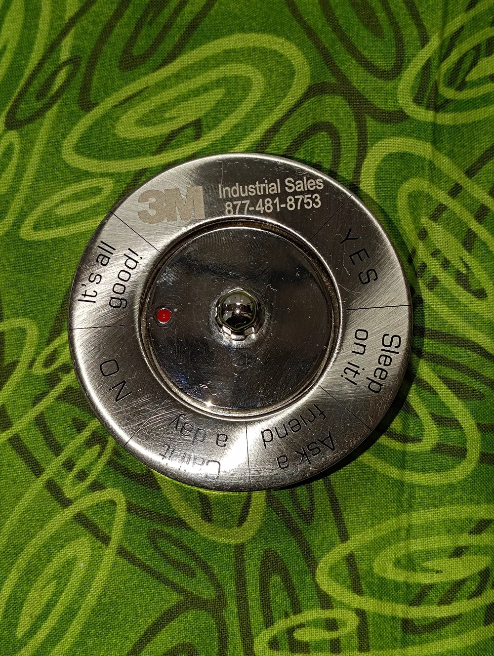 3M Vintage Executive Decision MakeR Spinner Desk Paperweight